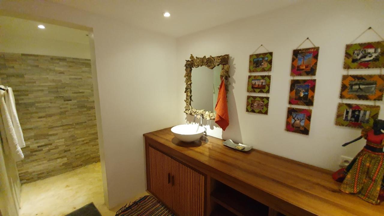 Bed and Breakfast Le Transat Ambatoloaka  Esterno foto